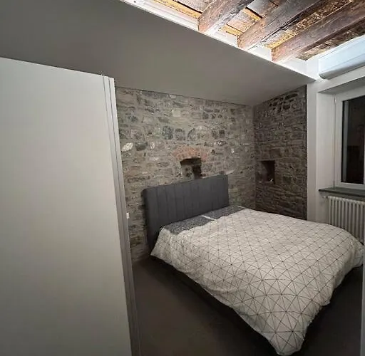 Un Balcone Sul Torno