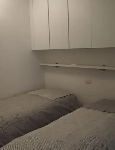 Un Balcone Sul * Torno