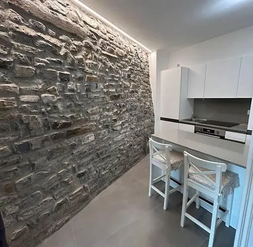 Un Balcone Sul Torno