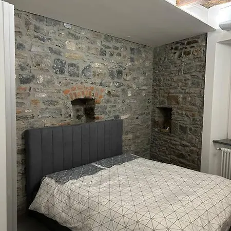 Apartament Un Balcone Sul *