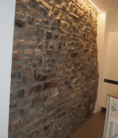 Apartament Un Balcone Sul *