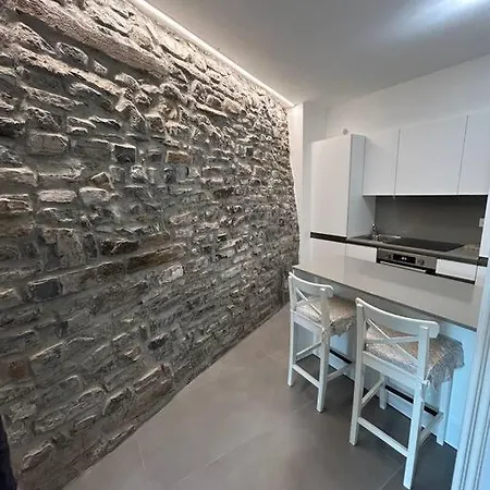 Un Balcone Sul Torno