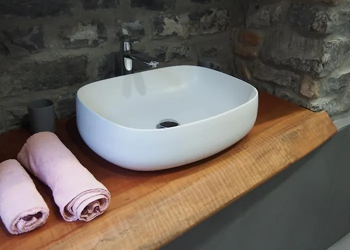 Un Balcone Sul * Torno