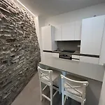 Un Balcone Sul * Torno