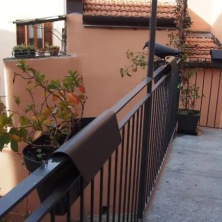 Un Balcone Sul アパート